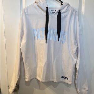 NWOT DKNY NFL Patriots Cropped Hoodie XL